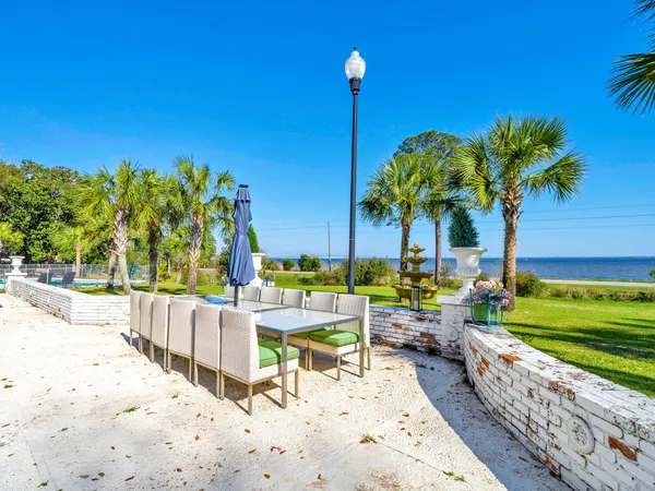 $1,869,000 | 13000 Highway 20, Freeport, FL 32439
