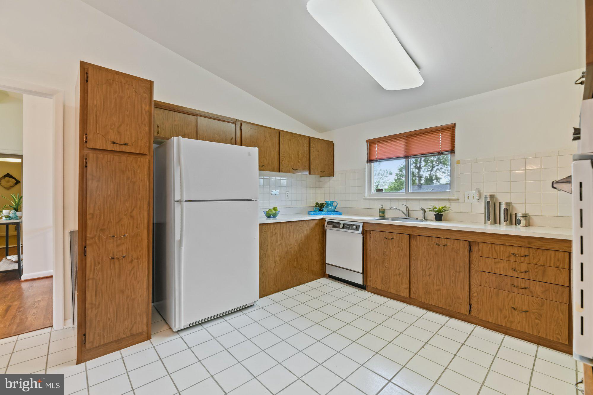 7506 Shelowood Road Baltimore, MD 21208 - Photo 13 of 35 Gallery Image 13