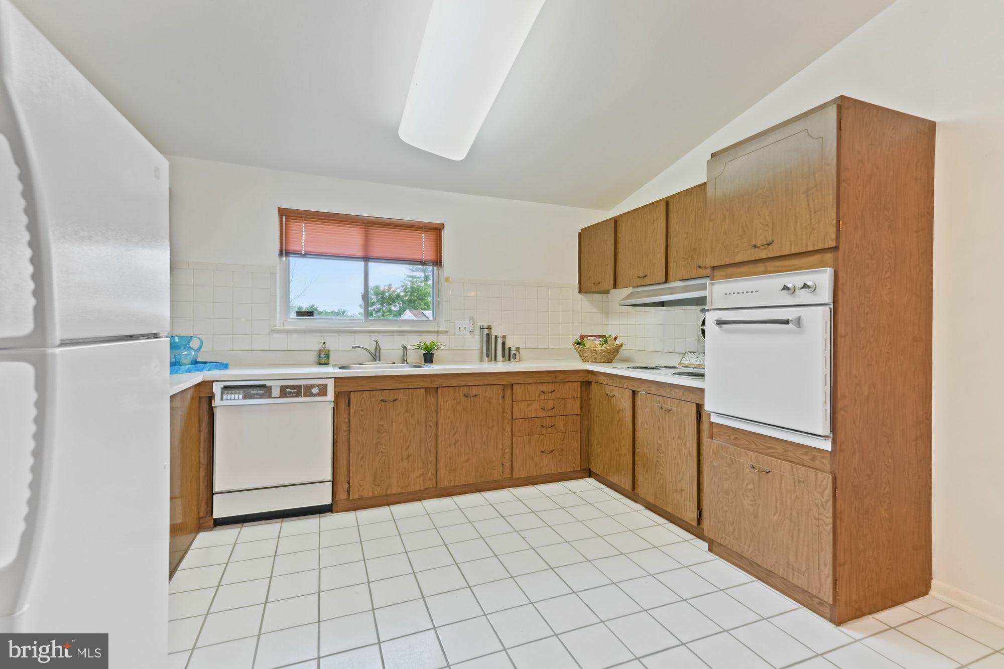 7506 Shelowood Road Baltimore, MD 21208 - Photo 14 of 35 Gallery Image 14