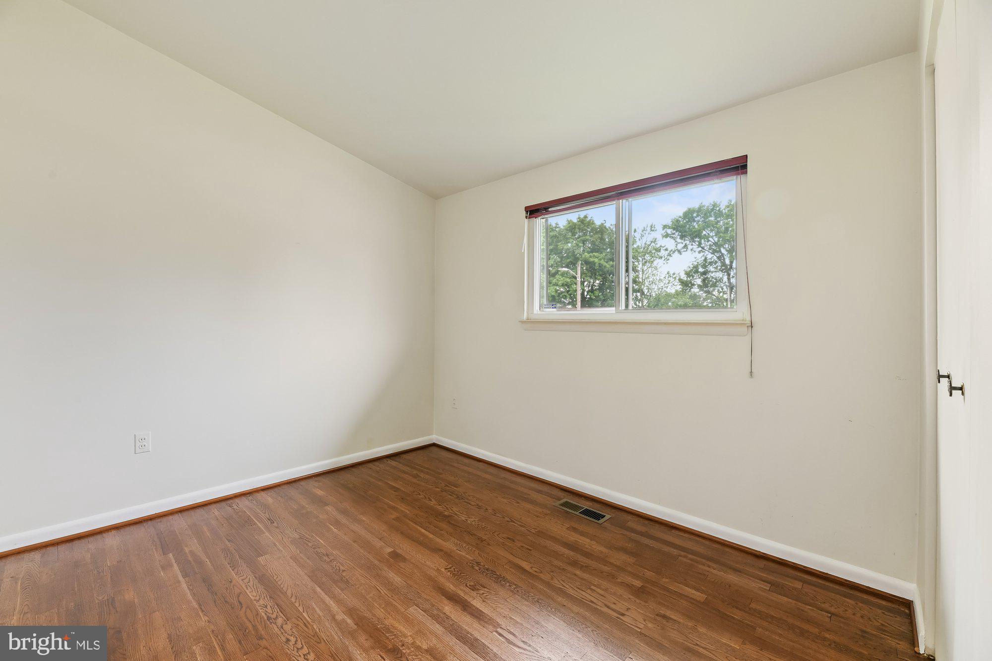 7506 Shelowood Road Baltimore, MD 21208 - Photo 21 of 35 Gallery Image 21