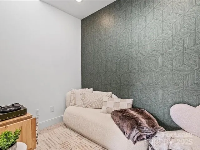 $4,800 | 815 East 36th Street, Charlotte, NC 28205