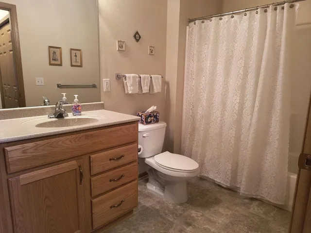 $269,000 | 15001 Burnhaven Drive, Unit 104, Burnsville, MN 55306