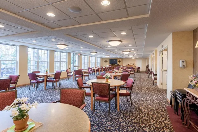 $269,000 | 15001 Burnhaven Drive, Unit 104, Burnsville, MN 55306