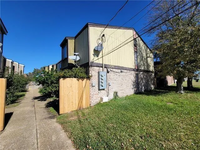 $1,395 | 1708 Newport Place, Unit A, Kenner, LA 70065