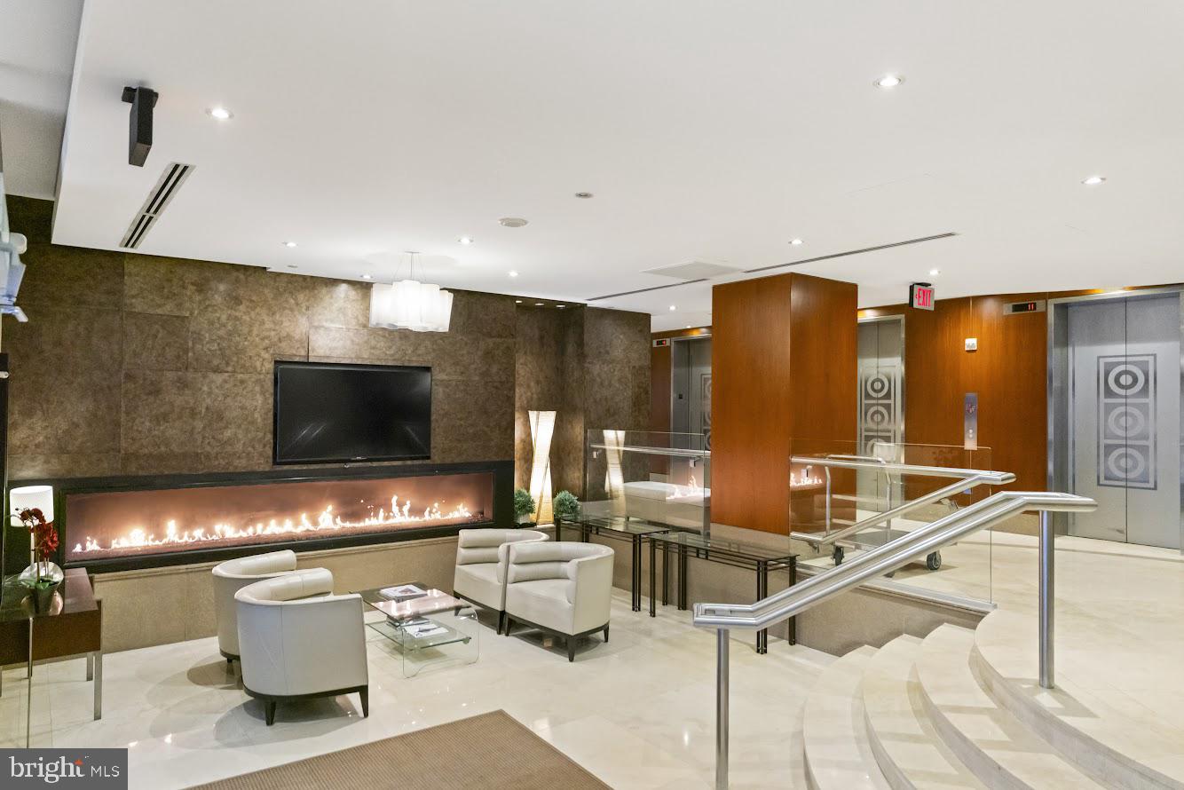 811 4th Street Northwest, Unit 1011 Washington, DC 20001 - Photo 2 of 42