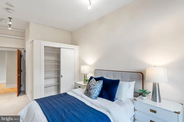 $1,395,000 | 811 4th Street Northwest, Unit 1011, Washington, DC 20001