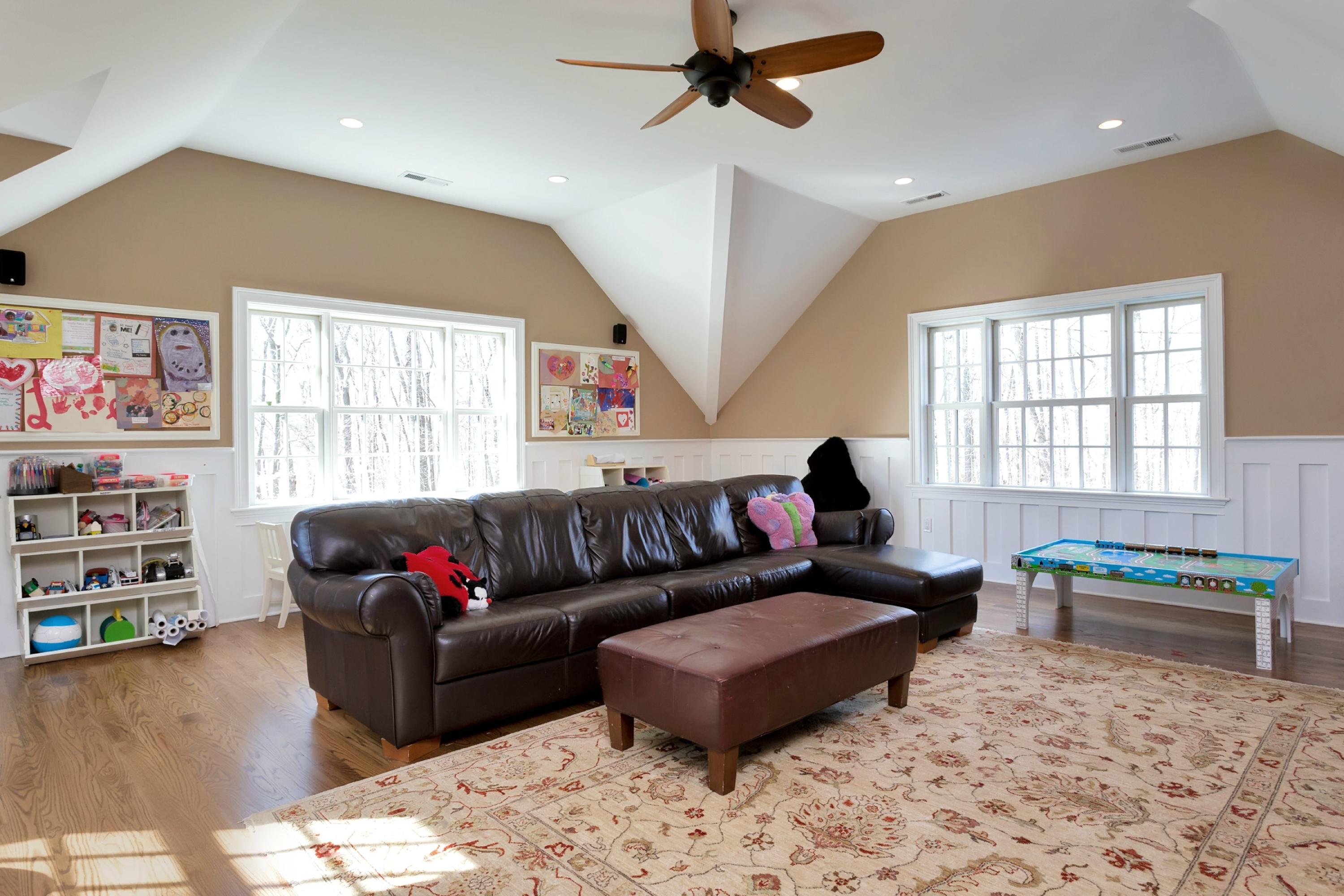483 Middlesex Road Darien, CT 06820 - Photo 22 of 27 a living room with furniture and a window
