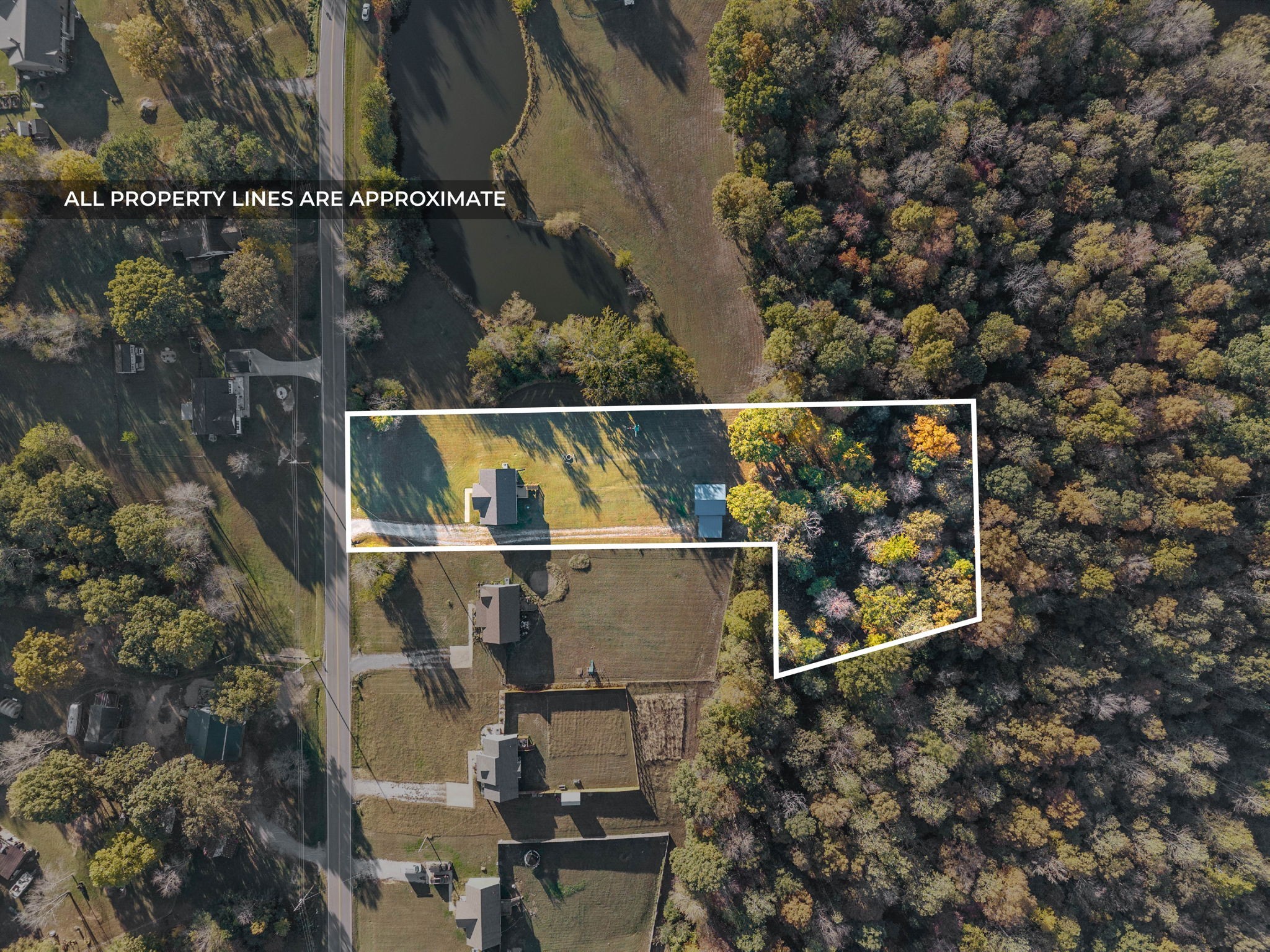 3762 Bowker Road Charlotte, TN 37036 - Photo 5 of 35