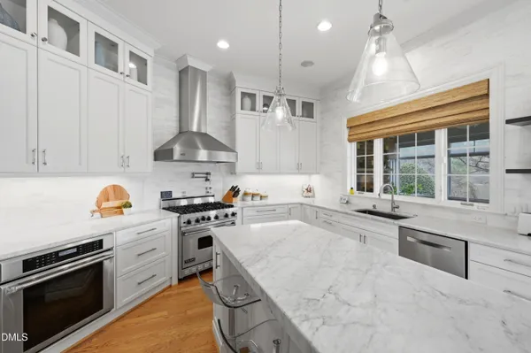 $2,800,000 | 300 Lake Manor Road, Chapel Hill, NC 27516