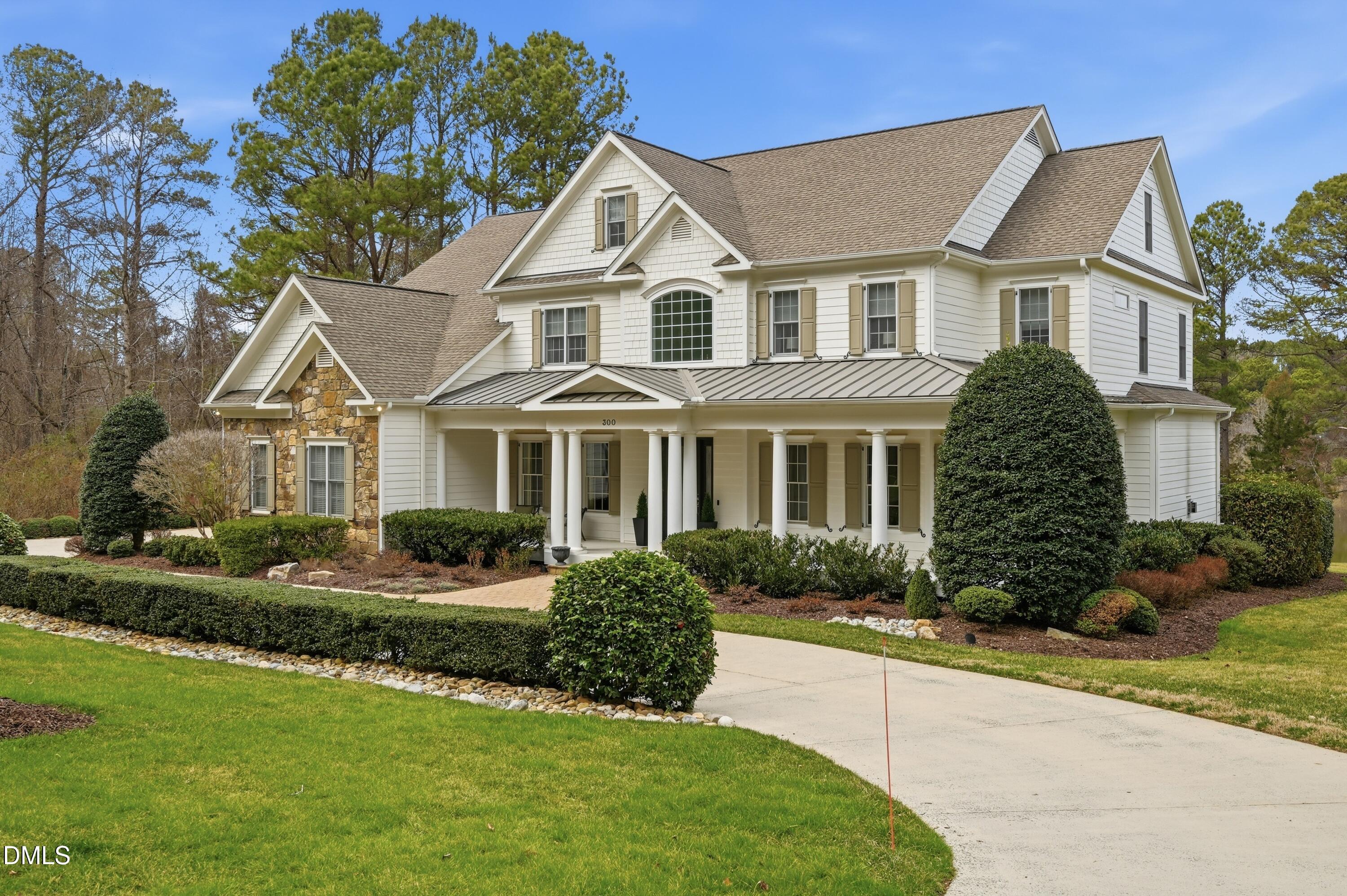 300 Lake Manor Road Chapel Hill, NC 27516 - Photo 4 of 99 017