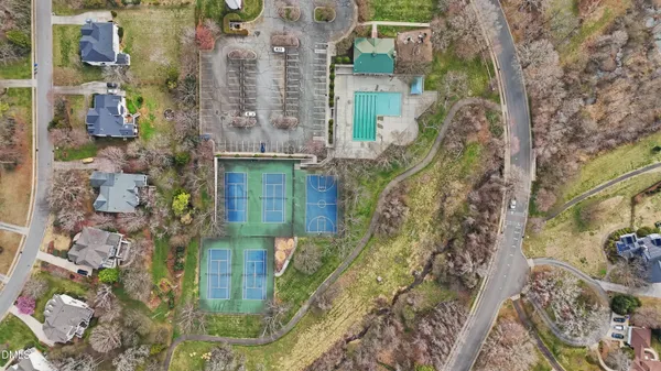 $2,800,000 | 300 Lake Manor Road, Chapel Hill, NC 27516