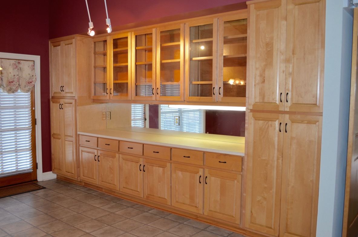 950 Edwards Avenue Fairhope, AL 36532 - Photo 37 of 42 Cabinets and Display Area