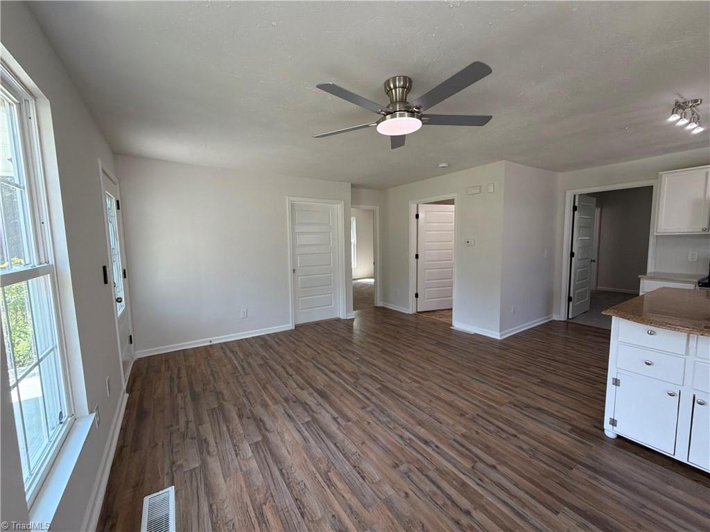 4982 Follansbee Road Winston-Salem, NC 27127 - Photo 9 of 32 Gallery Image 9