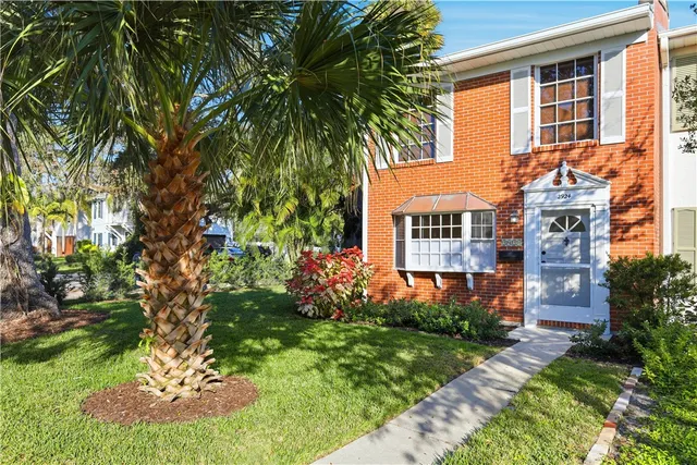 $3,000 | 2924 Eagle Drive, Vero Beach, FL 32963