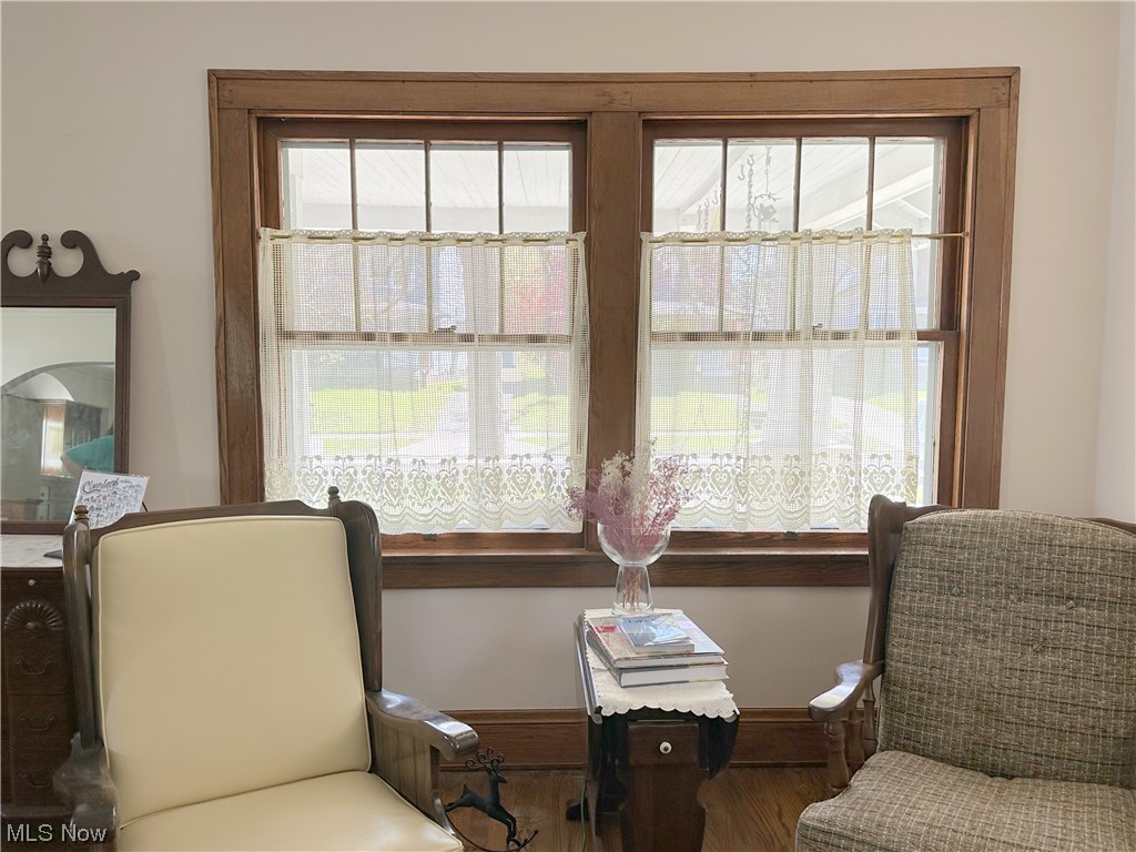 2012 Marlindale Road Cleveland Heights, OH 44118 - Photo 3 of 27 Natural Wood work Throughout
