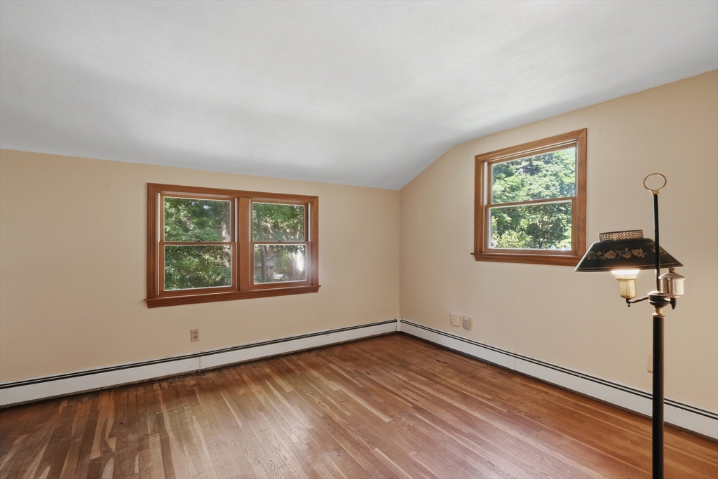 9 Keith Road Wayland, MA 01778 - Photo 17 of 38