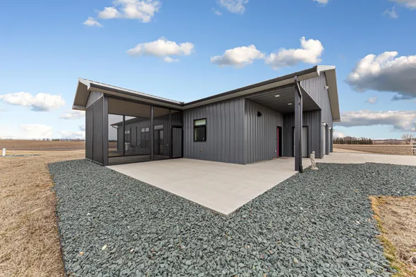 $675,000 | 17742 280th Avenue, New Richland, MN 56072