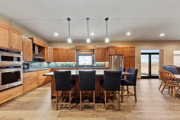 $675,000 | 17742 280th Avenue, New Richland, MN 56072