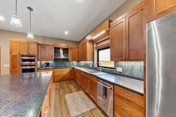 $675,000 | 17742 280th Avenue, New Richland, MN 56072