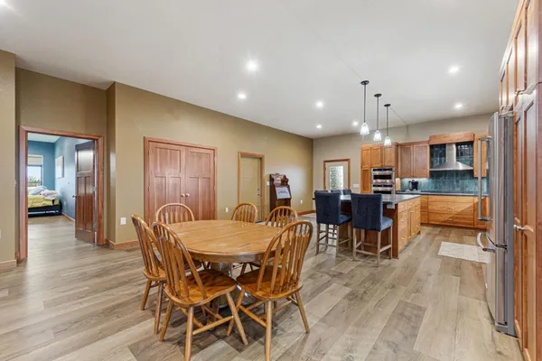 $675,000 | 17742 280th Avenue, New Richland, MN 56072