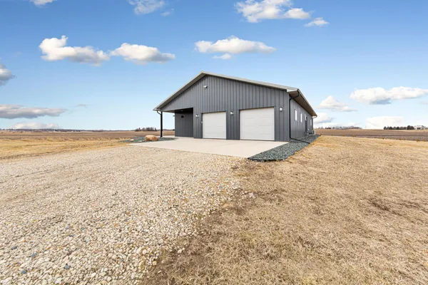 $675,000 | 17742 280th Avenue, New Richland, MN 56072