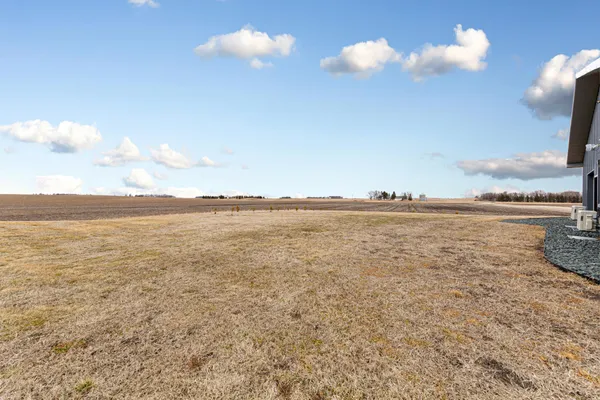 $675,000 | 17742 280th Avenue, New Richland, MN 56072