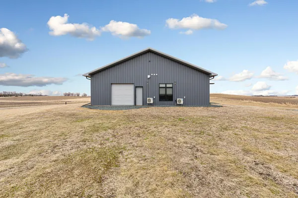 $675,000 | 17742 280th Avenue, New Richland, MN 56072