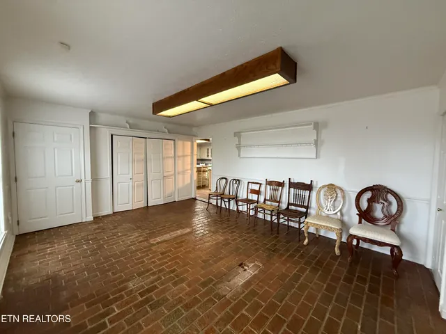 $685,000 | 714 Joiner Hollow Road, Rockwood, TN 37854