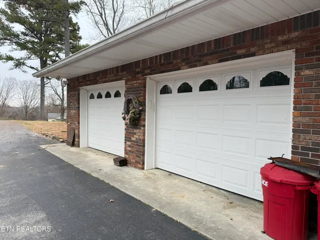 $685,000 | 714 Joiner Hollow Road, Rockwood, TN 37854