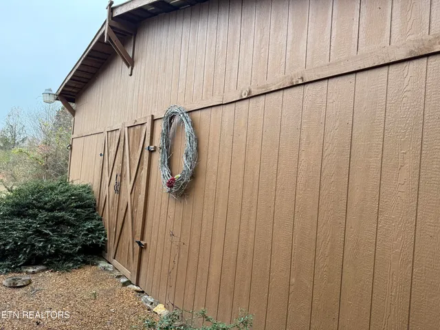 $685,000 | 714 Joiner Hollow Road, Rockwood, TN 37854