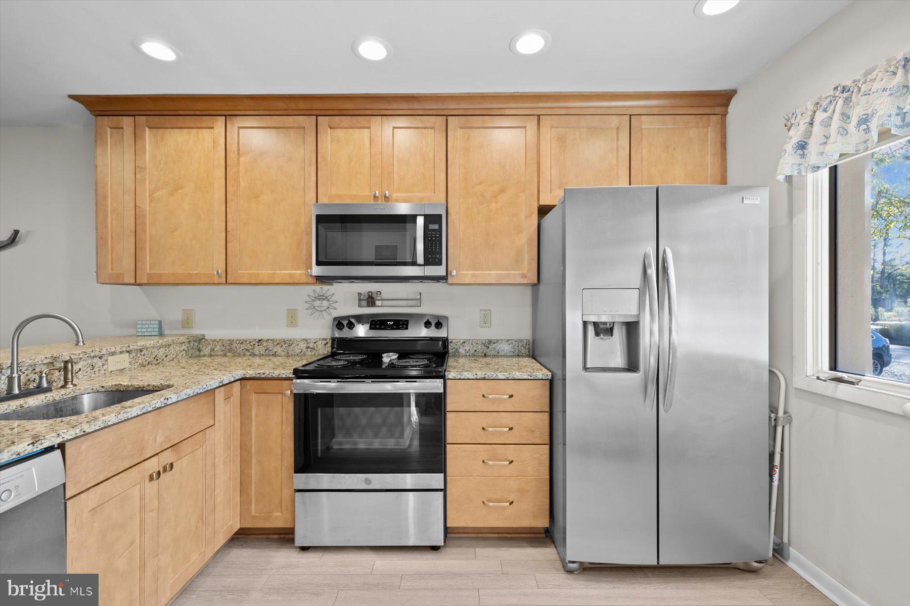 761 D Salt Pond Road Bethany Beach, DE 19930 - Photo 4 of 47 Kitchen