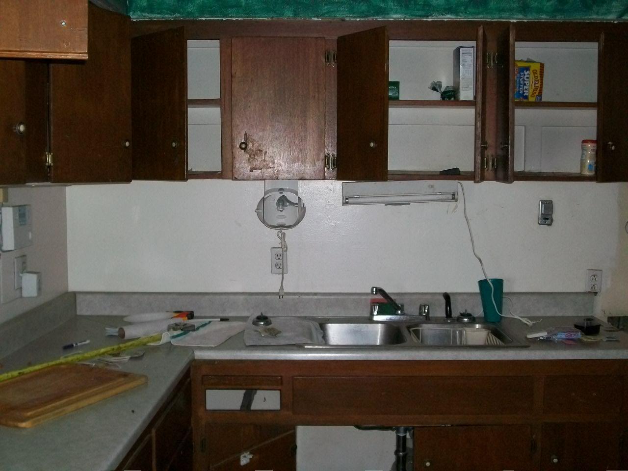 6021 West Osborn Road Phoenix, AZ 85033 - Photo 2 of 5 kitchen