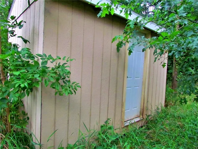 $575,000 | 24 Hwy Highway, Keytesville, MO 65261