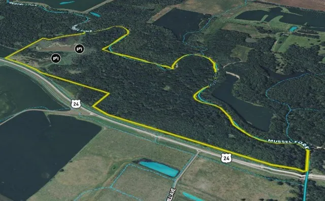 $575,000 | 24 Hwy Highway, Keytesville, MO 65261