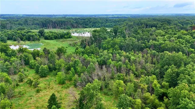 $575,000 | 24 Hwy Highway, Keytesville, MO 65261