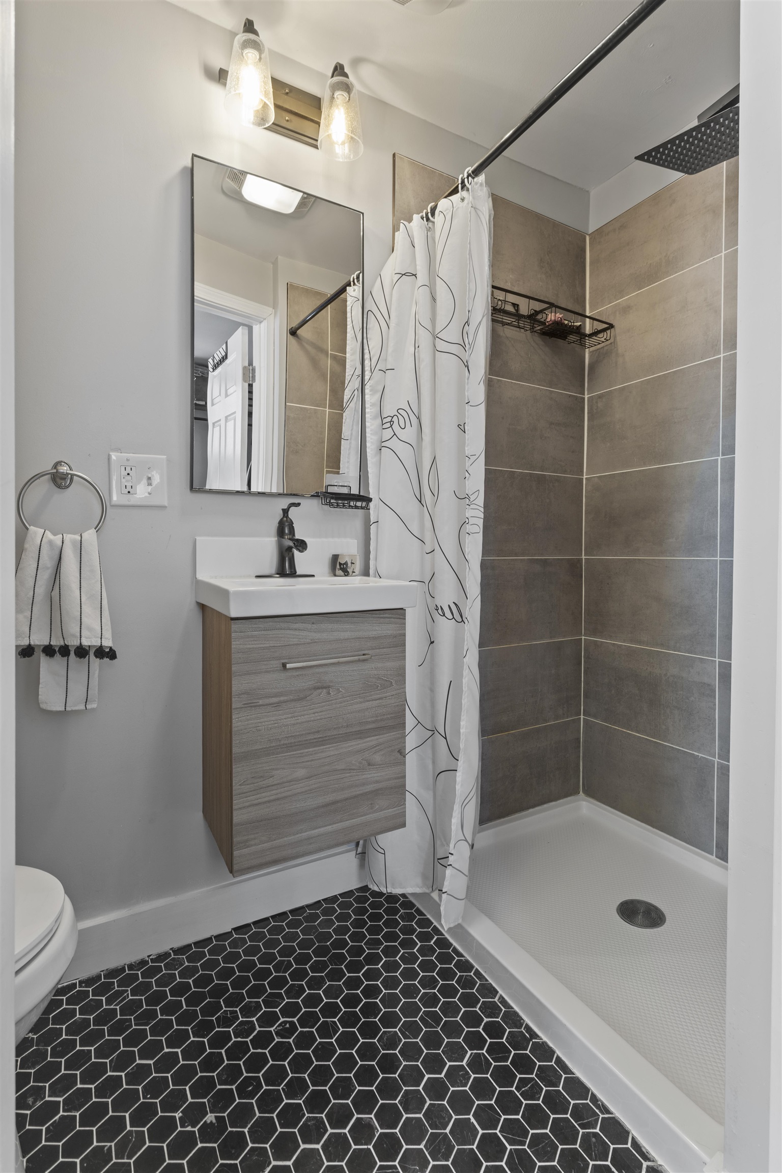 3 Molly Stark Lane New Boston, NH 03070 - Photo 24 of 37