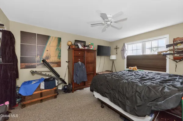 $260,000 | 503 Evergreen Place, Rensselaer, NY 12144