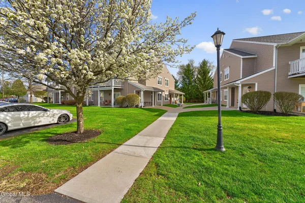 $260,000 | 503 Evergreen Place, Rensselaer, NY 12144