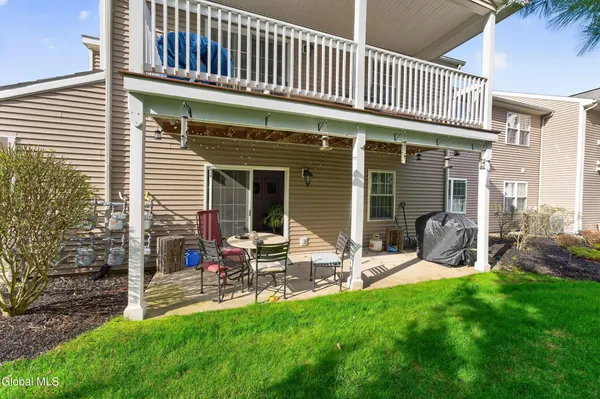 $260,000 | 503 Evergreen Place, Rensselaer, NY 12144