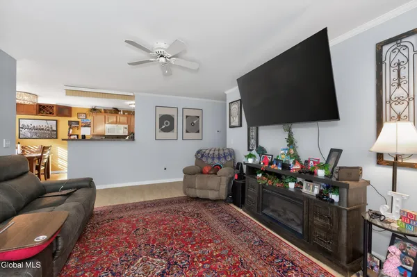 $260,000 | 503 Evergreen Place, Rensselaer, NY 12144