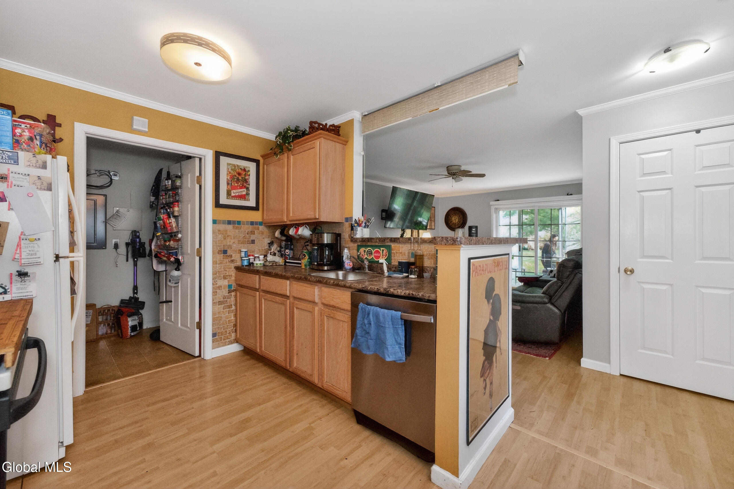 503 Evergreen Place Rensselaer, NY 12144 - Photo 8 of 26 2 Kitchen 2