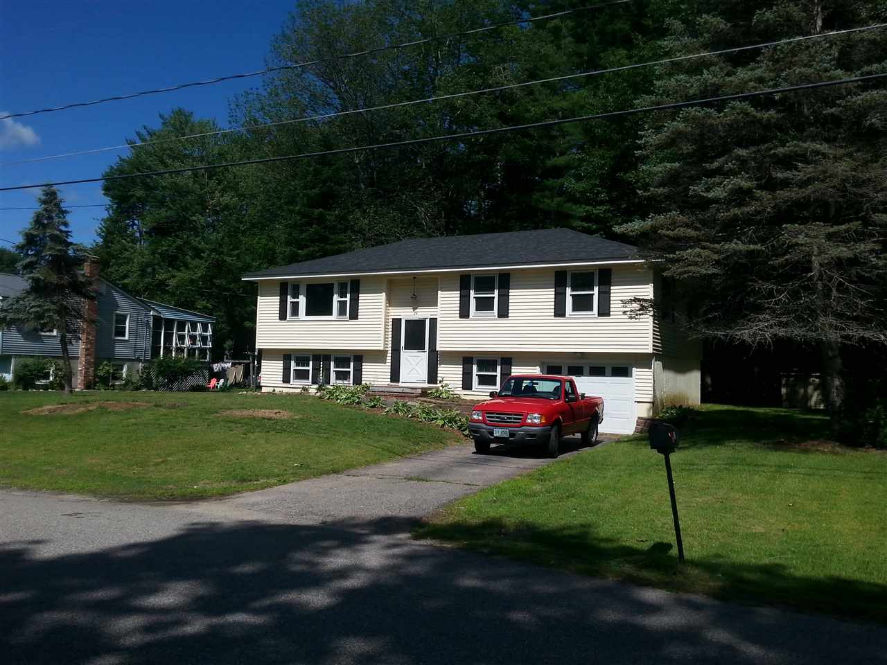 26 Juniper Street Rochester, NH 03867 - Photo 1 of 3