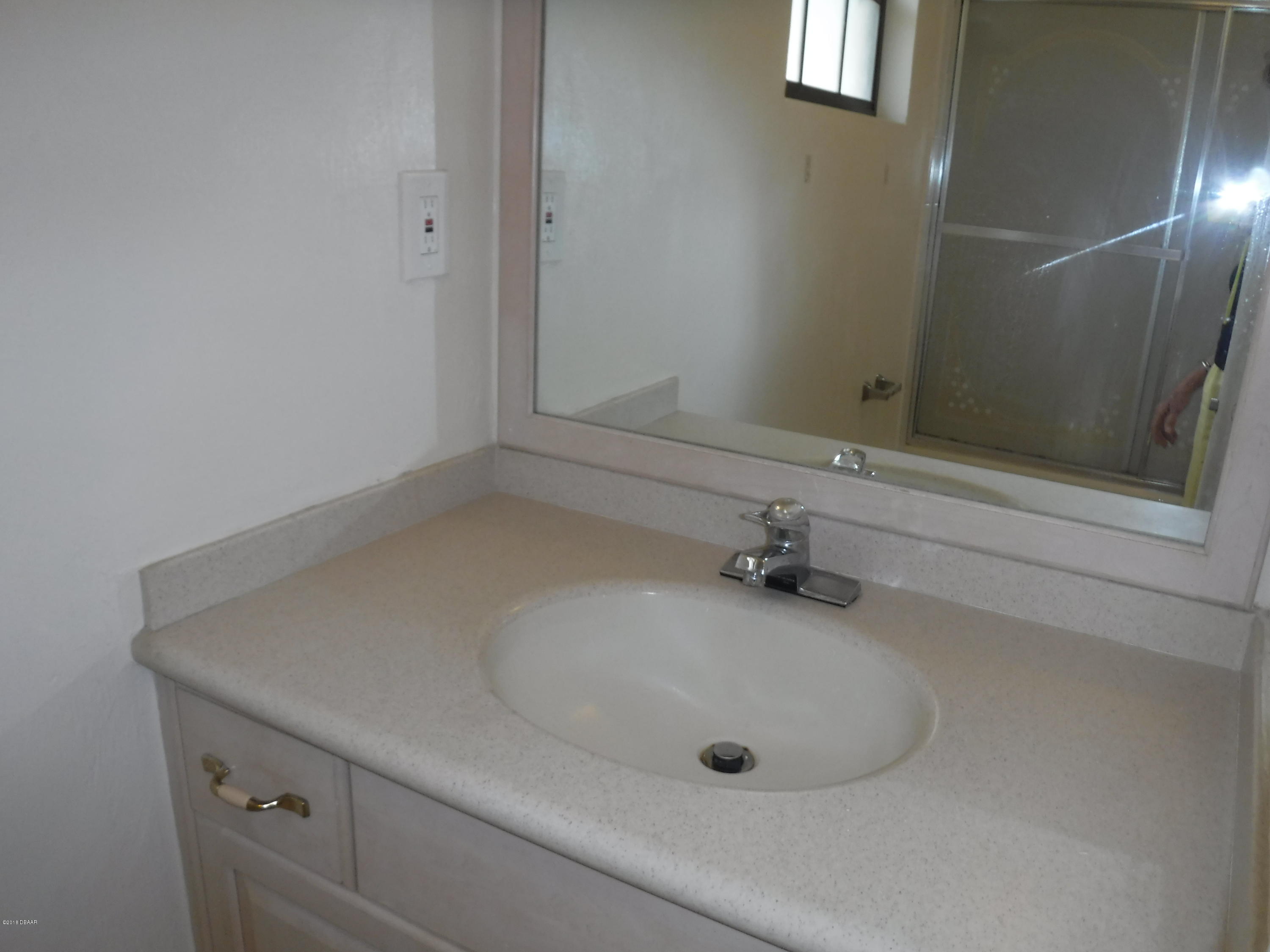 1743 Jacobs Road South Daytona, FL 32119 - Photo 6 of 22 DSCF9585