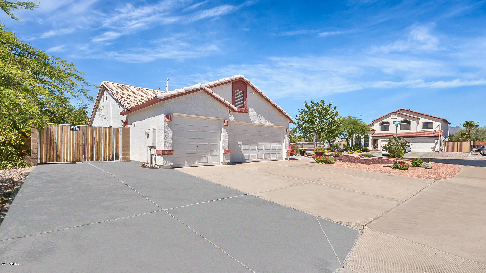 11554 East Decatur Street Mesa, AZ 85207 - Photo 3 of 39 003_DRIVEWAY / RV GATE