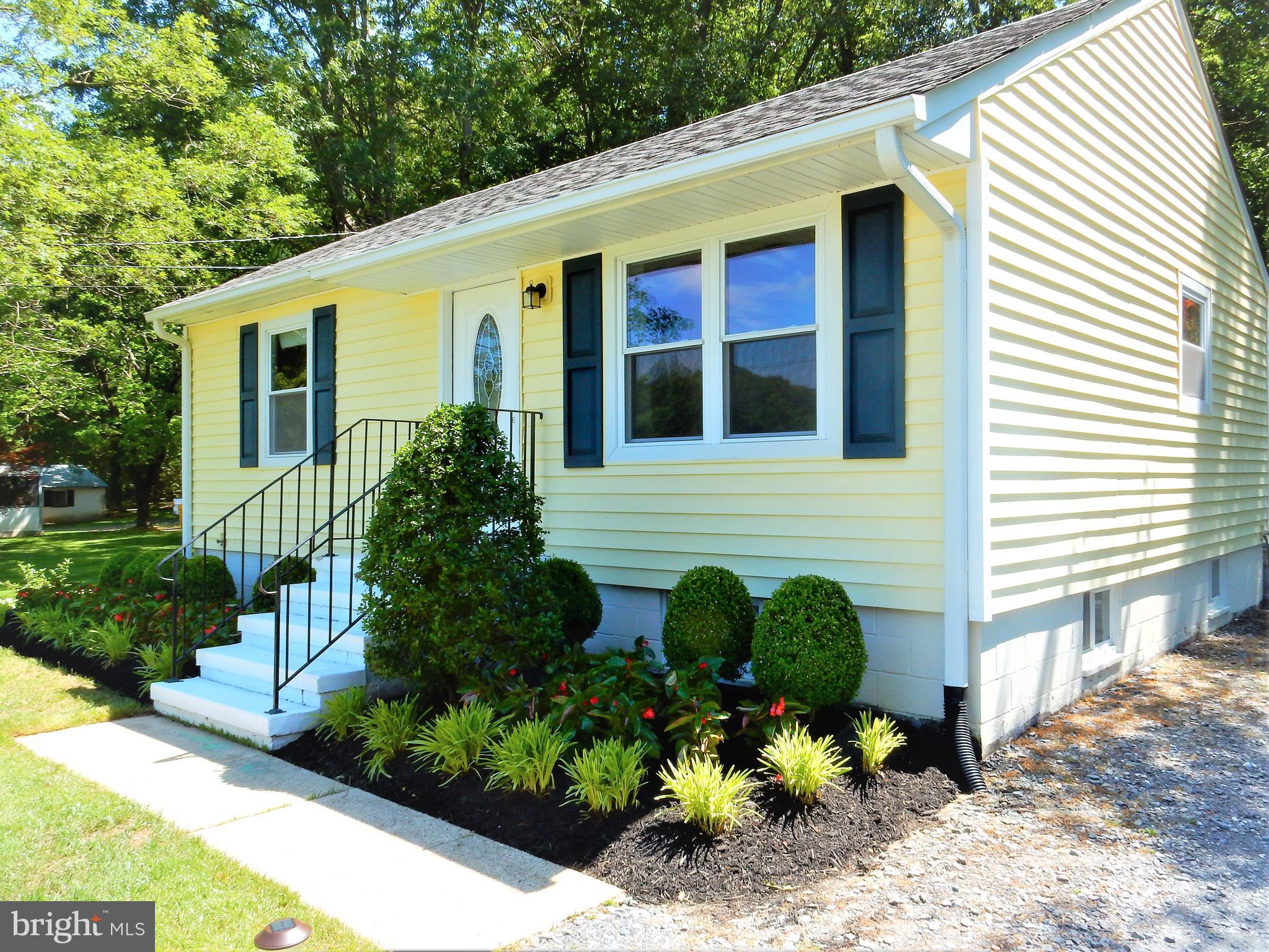 3109 Beards Point Road Davidsonville, MD 21035 - Photo 33 of 35 Very Nicely Landscaped