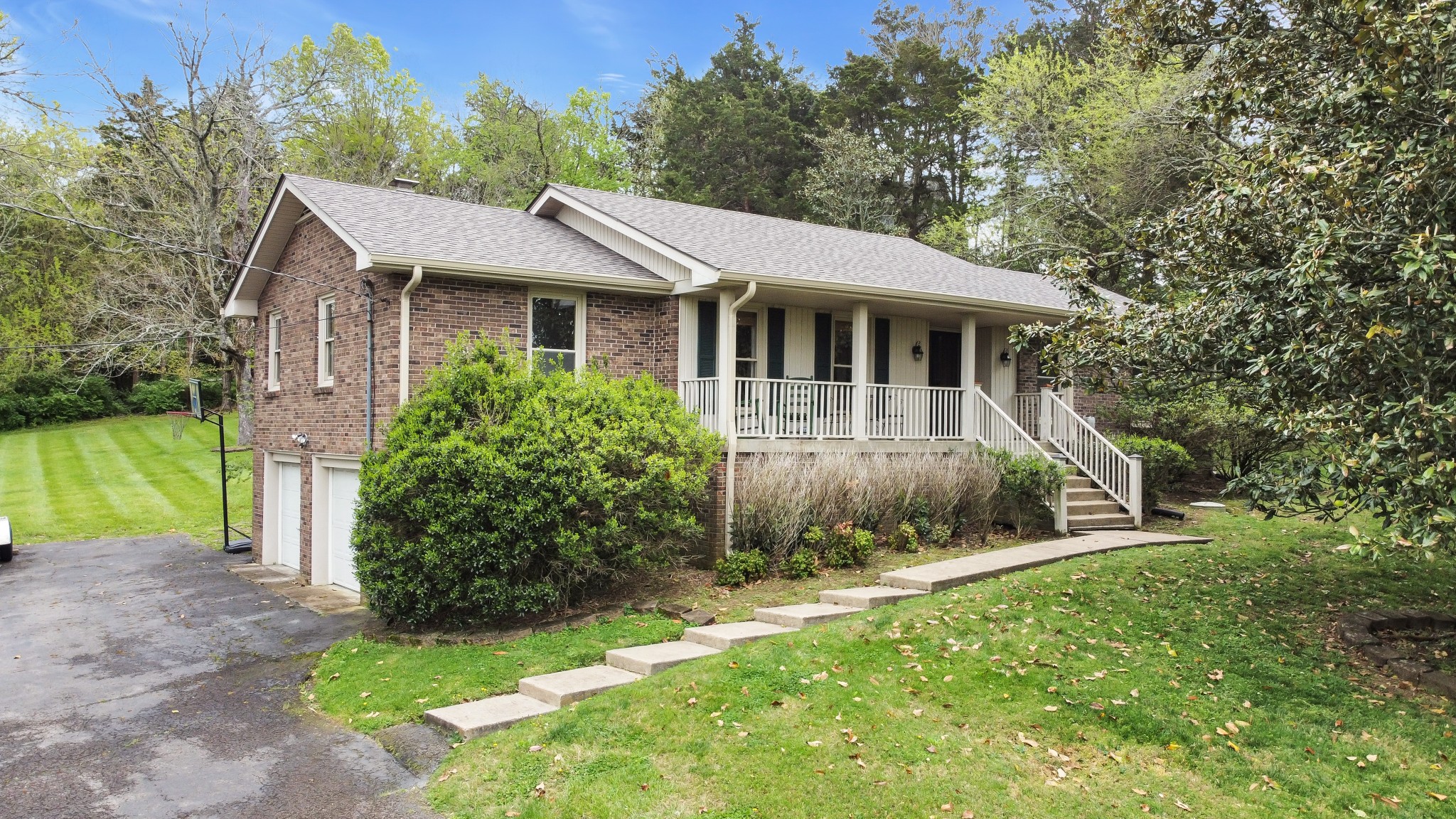 1008 Ridgecrest Drive Franklin, TN 37069 - Photo 1 of 41 Gallery Image 1