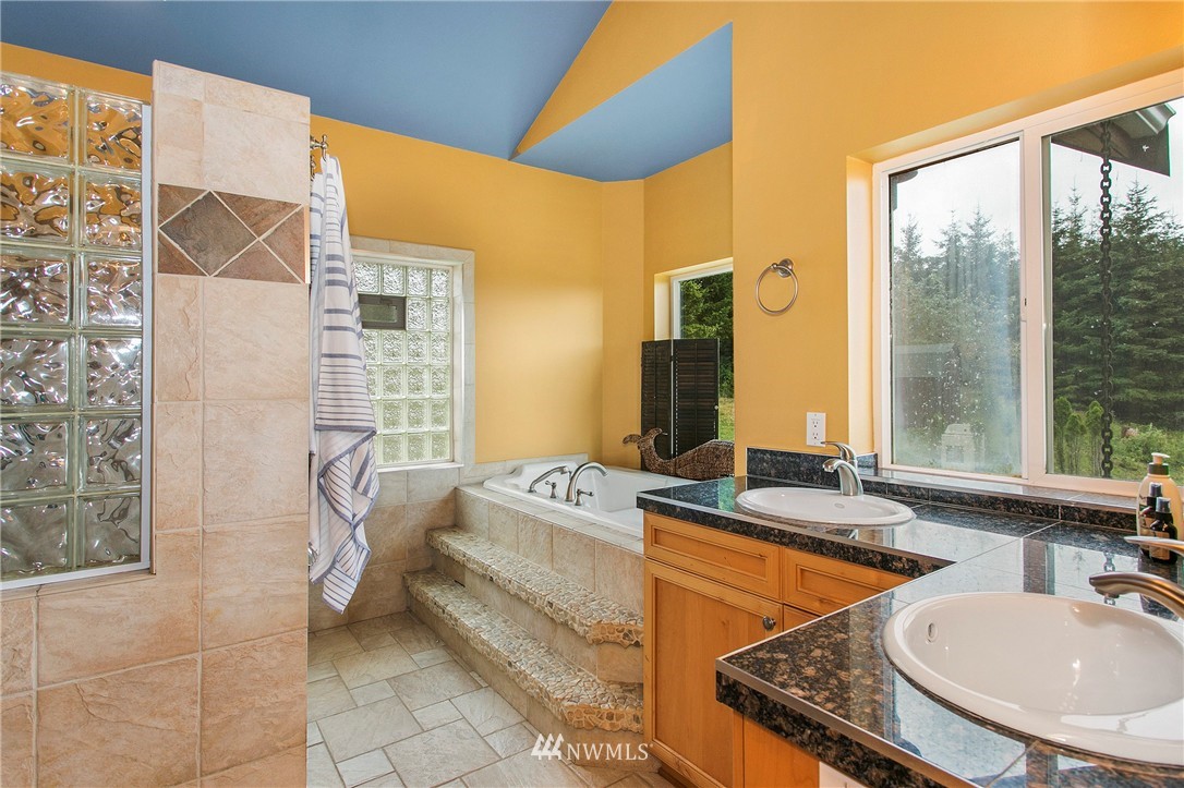 22801 West King Lake Road Monroe, WA 98272 - Photo 16 of 25 Gallery Image 16