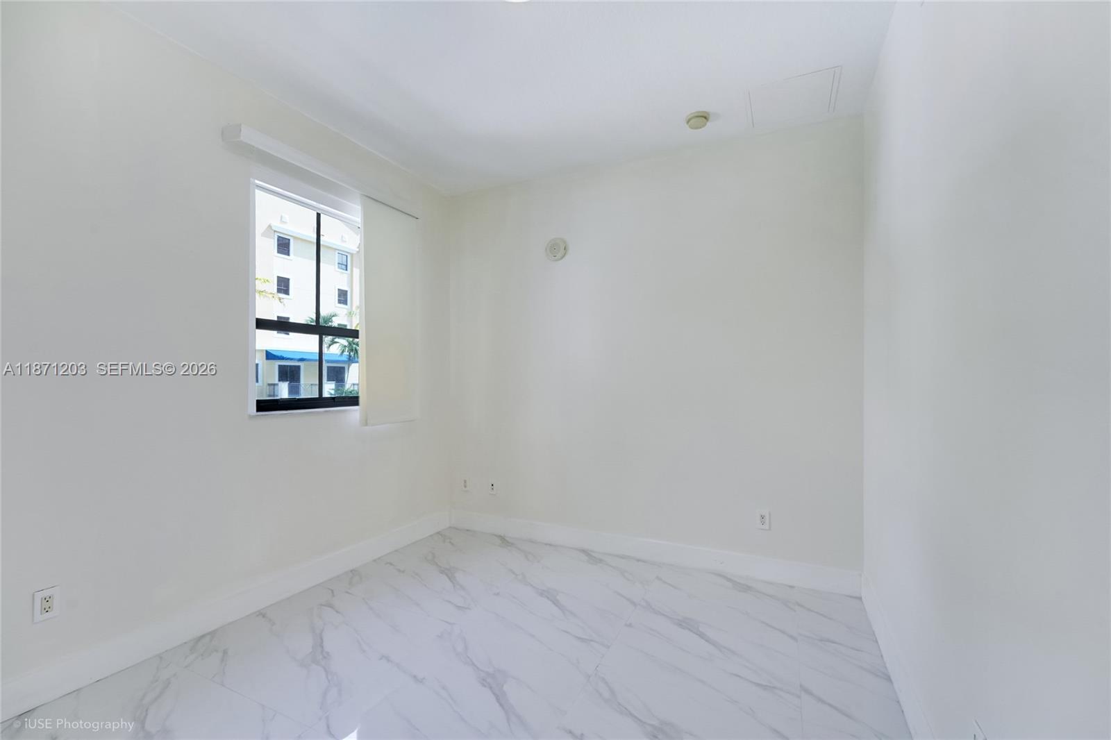 8395 Southwest 73rd Avenue, Unit 511 Miami, FL 33143 - Photo 13 of 18 a view of an empty room
