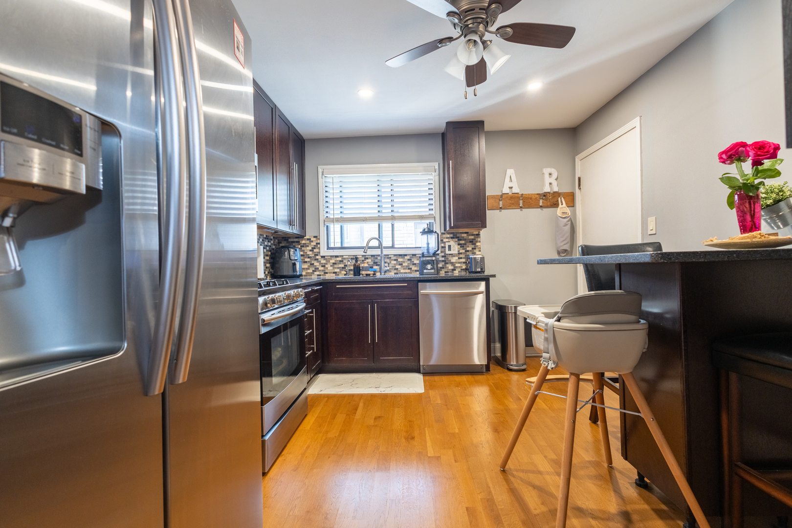 5155 North East River Road, Unit 215E Chicago, IL 60656 - Photo 6 of 22 Gallery Image 6