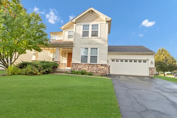 $480,000 | 3311 Lafayette Street, Elgin, IL 60124